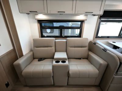 2027 Entegra ODYSSEY — photo 18 view