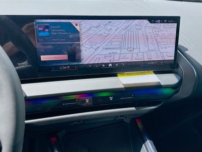 2026 BMW X3 — photo 10 view