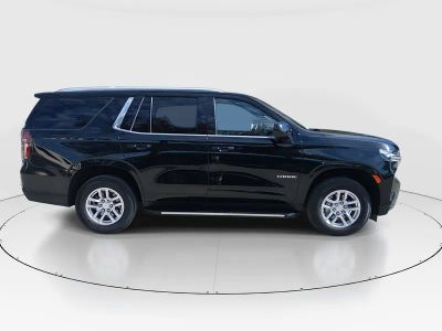 2024 Chevrolet Tahoe — photo 8 view