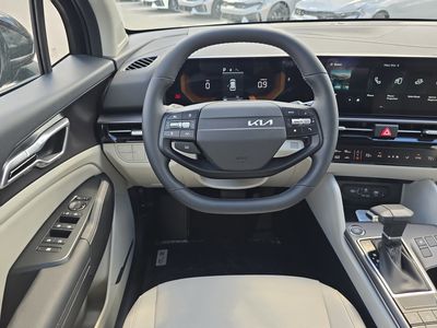 2026 Kia Sportage — photo 14 view