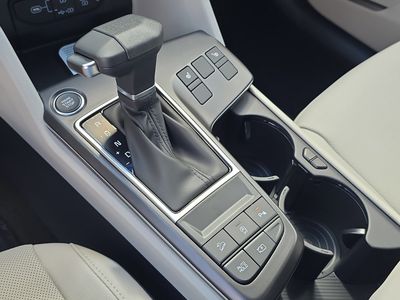 2026 Kia Sportage — photo 26 view