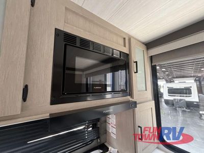 2024 Forest River RV Salem - Photo 27