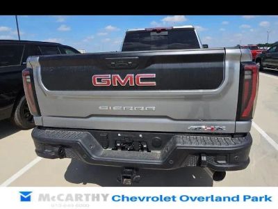 2025 GMC Sierra 2500 HD - Photo 3