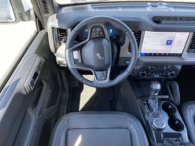 2026 Ford Bronco — photo 10 view
