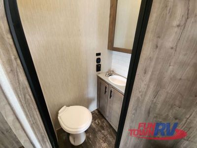 2021 Forest River RV Sabre - Photo 33
