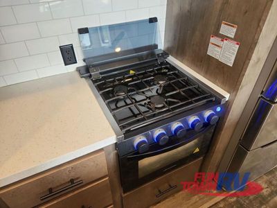 2021 Forest River RV Sabre - Photo 14