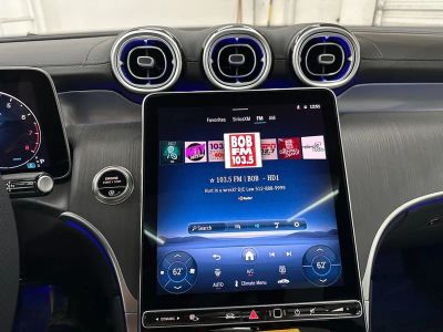 2026 Mercedes-Benz GLC — photo 15 view