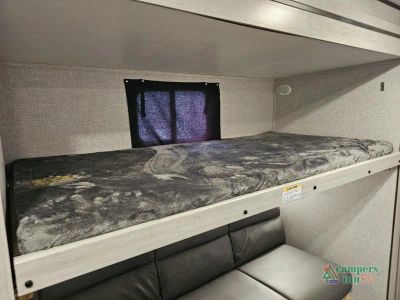 2023 CrossRoads RV Zinger — photo 49 view