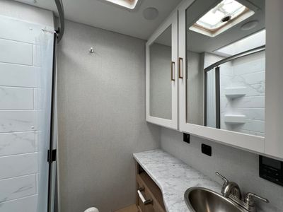 2026 Thor Motor Coach CHATEAU - Photo 17