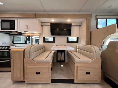 2026 Thor Motor Coach CHATEAU - Photo 7