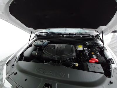2025 Ram 1500 — photo 9 view