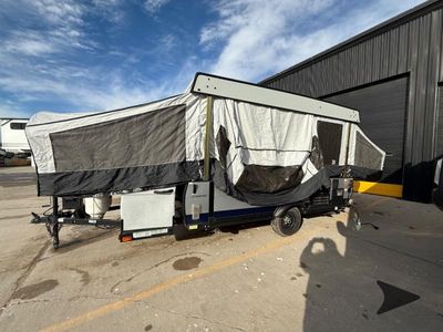 2021 Coachmen RV Clipper Camping Trailers — photo 11 view