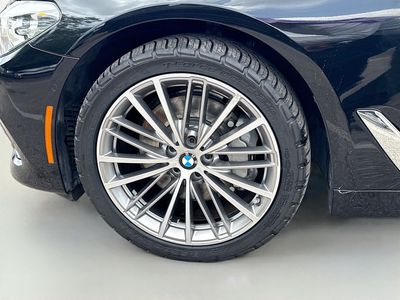 2019 BMW 5 Series — photo 43 view