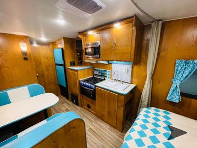 2025 Gulf Stream RV Vintage Cruiser — photo 24 view