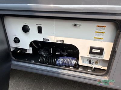 2026 Grand Design Lineage Series F — photo 13 view