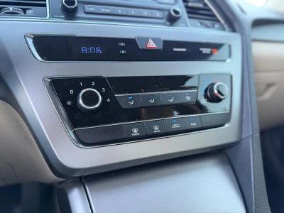 2015 Hyundai Sonata — photo 21 view