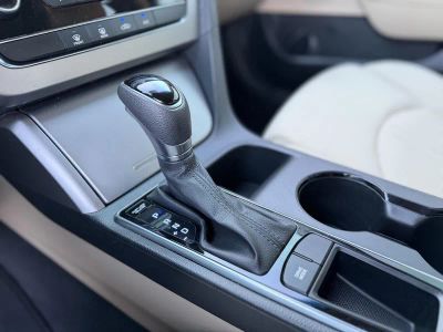 2015 Hyundai Sonata — photo 22 view