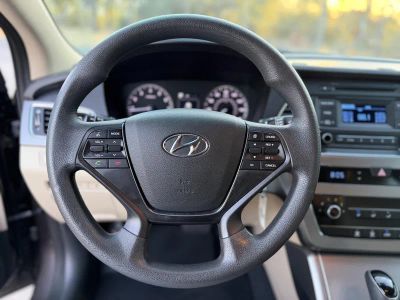 2015 Hyundai Sonata — photo 19 view