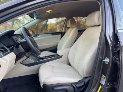 2015 Hyundai Sonata — photo 15 view