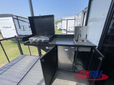 2025 Forest River RV Salem Hemisphere — photo 8 view