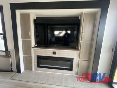 2025 Forest River RV Salem Hemisphere — photo 27 view
