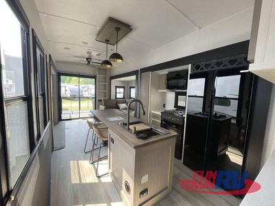 2025 Forest River RV Salem Hemisphere — photo 14 view