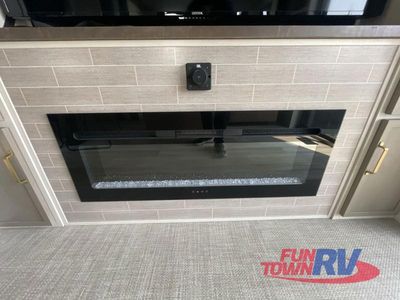 2025 Forest River RV Salem Hemisphere — photo 28 view