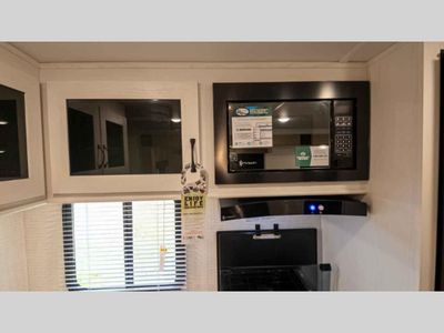 2026 Forest River RV Solaire - Photo 31