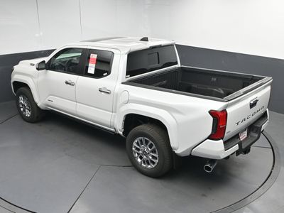 2025 Toyota Tacoma i-FORCE MAX Limited i-FORCE MAX Truck Double Cab - Photo 32