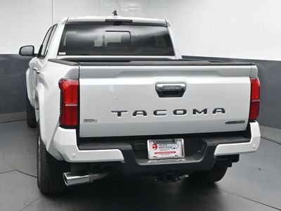 2025 Toyota Tacoma i-FORCE MAX Limited i-FORCE MAX Truck Double Cab - Photo 6