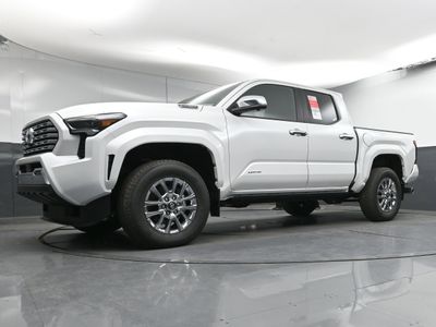 2025 Toyota Tacoma i-FORCE MAX Limited i-FORCE MAX Truck Double Cab - Photo 18