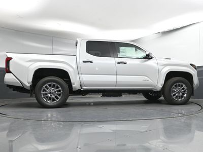 2025 Toyota Tacoma i-FORCE MAX Limited i-FORCE MAX Truck Double Cab - Photo 21