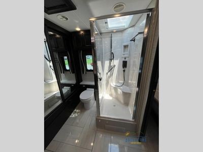 2026 Tiffin Motorhomes Phaeton IH - Photo 10