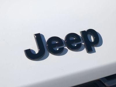 2026 Jeep Grand Cherokee - Photo 13