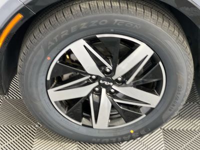 2023 Kia Sorento — photo 11 view