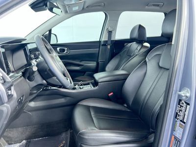 2023 Kia Sorento — photo 12 view