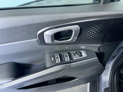 2023 Kia Sorento — photo 14 view