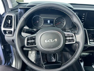2023 Kia Sorento — photo 15 view
