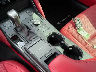 2023 Lexus IS - Photo 33