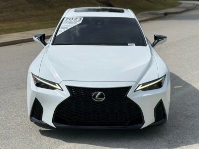 2023 Lexus IS - Photo 7
