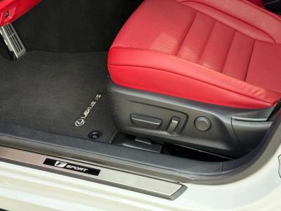 2023 Lexus IS - Photo 22