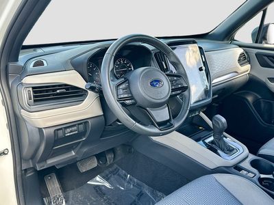 2025 Subaru Forester — photo 9 view