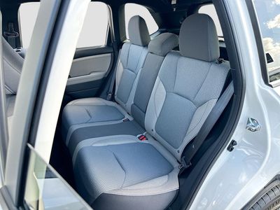 2025 Subaru Forester — photo 24 view