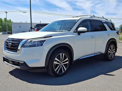 2023 Nissan Pathfinder — detail view