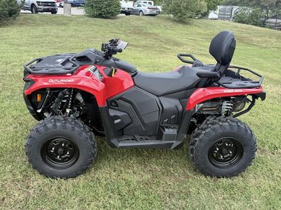 2025 Can-Am Outlander MAX DPS 700 - Photo 10