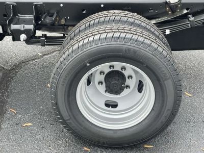 2026 Ford F-350SD — photo 21 view