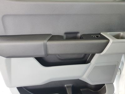 2026 Ford Super Duty F-250 SRW — photo 13 view