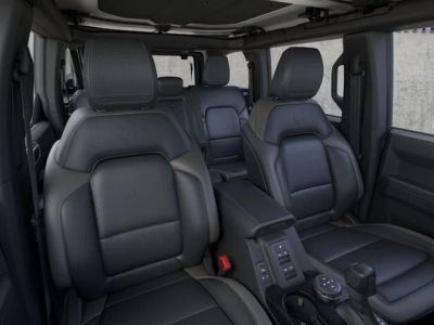 2026 Ford Bronco — photo 10 view