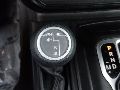 2024 Jeep Wrangler — photo 18 view