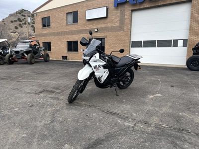2025 Kawasaki KLR650 S Metallic Matte White ABS - Photo 3